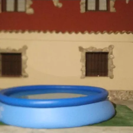 Casas La Muralla De Bodegas Marcos * Peñafiel