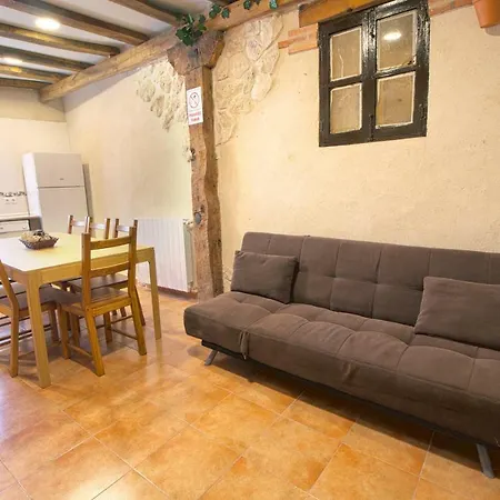 Holiday home Casas La Muralla De Bodegas Marcos Penafiel