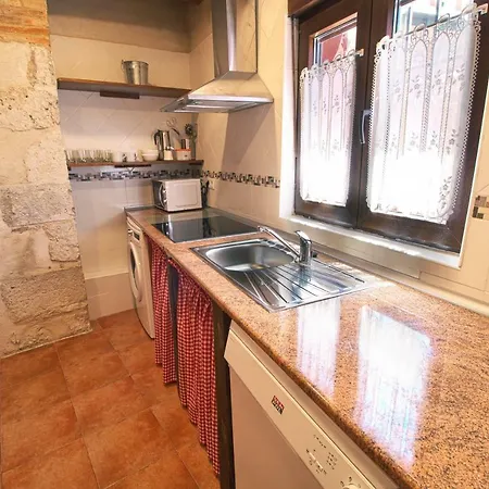 Casas La Muralla De Bodegas Marcos Peñafiel