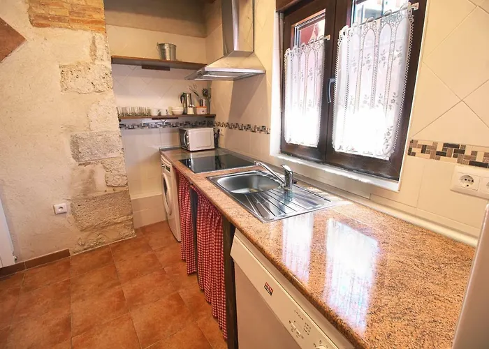 Casas La Muralla De Bodegas Marcos Peñafiel