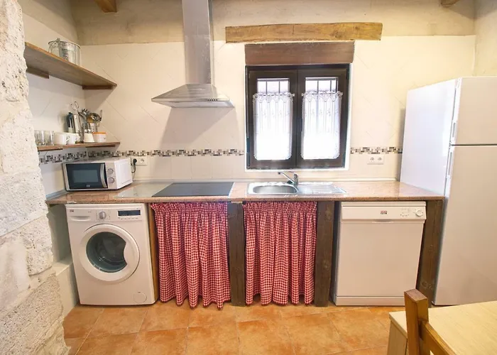 Casas La Muralla De Bodegas Marcos * Peñafiel