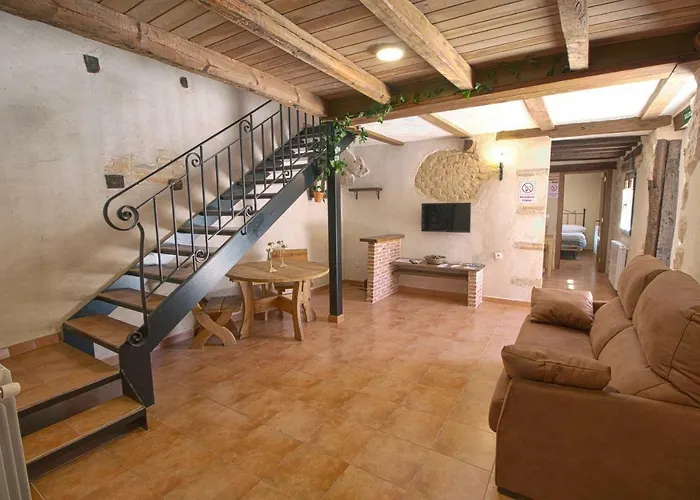 Casas La Muralla De Bodegas Marcos بيت للعطل Peñafiel