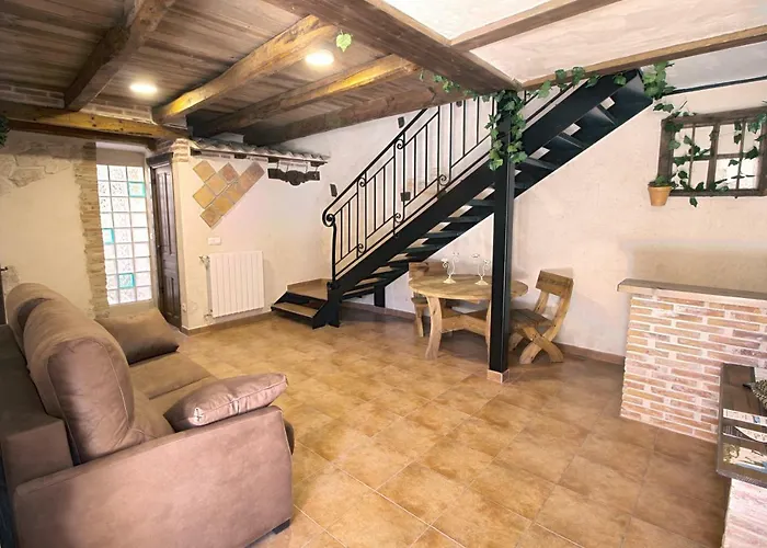 Casas La Muralla De Bodegas Marcos Peñafiel